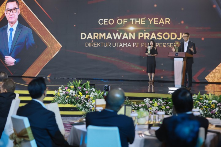 Dirut PLN Darmawan Prasodjo Tiga Kali Raih CEO of The Year 2024